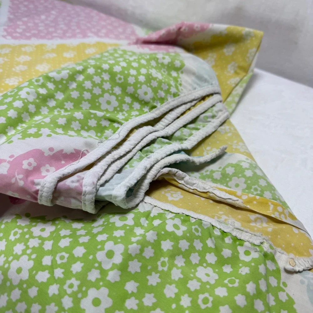 VTG Sears Robuck Pastel Floral Twin Flat & Fitted Scalloped Patchwork Sheets